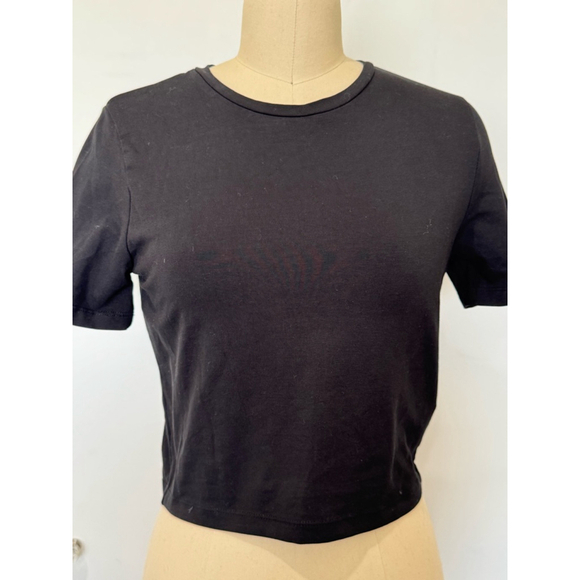 Zara Tops - Zara Black cropped crew neck short sleeve stretch knit top Size L